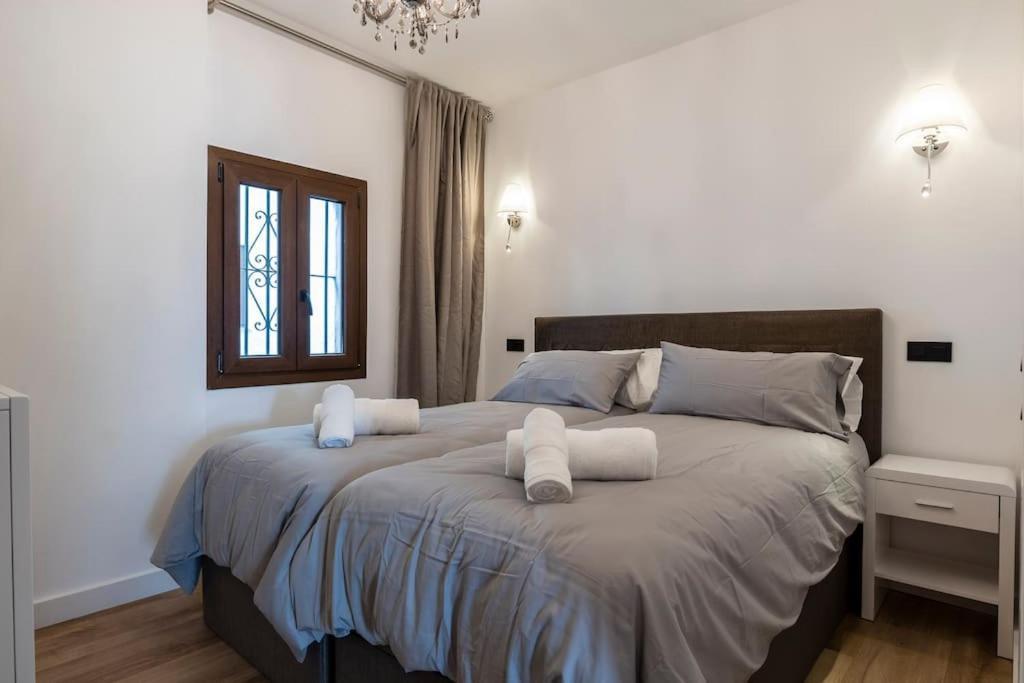 Luxurious Apartment In The Heart Of Puerto Banus Marbella Eksteriør billede